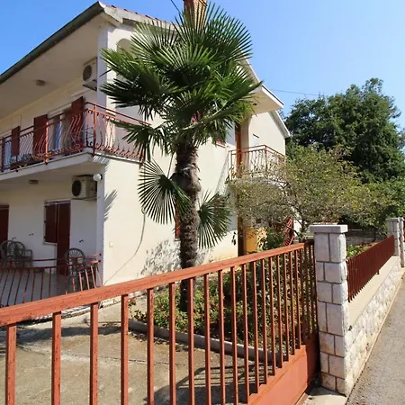 Apartment Franjo Near Center